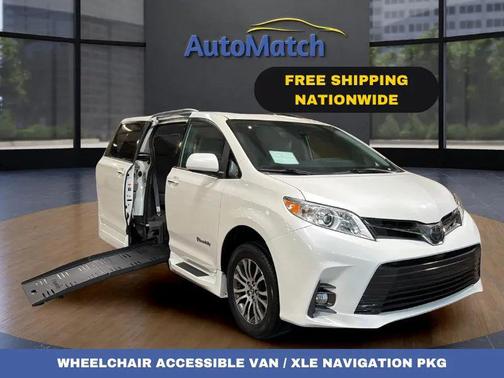Blizzard Pearl 2019 Toyota Sienna XLE