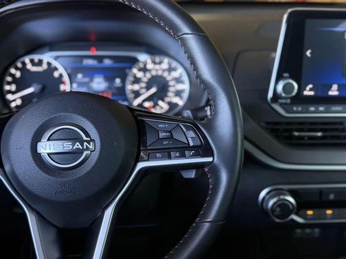 Scarlet Ember Tintcoat 2023 Nissan Altima SR Intelligent AWD
