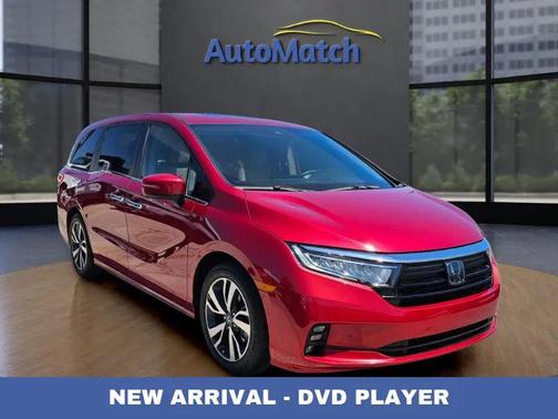 Radiant Red Metallic II 2024 Honda Odyssey Touring