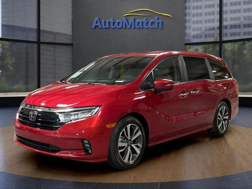 Radiant Red Metallic II 2024 Honda Odyssey Touring