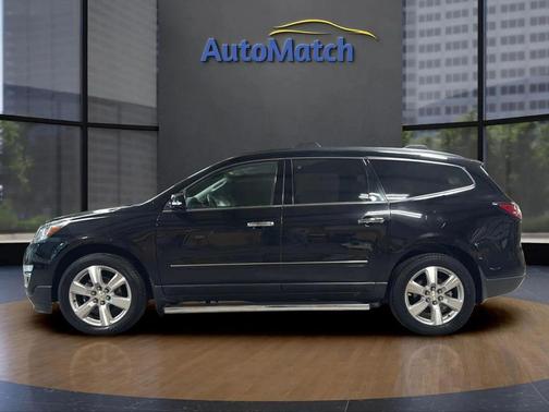 Mosaic Black Metallic 2017 Chevrolet Traverse Premier