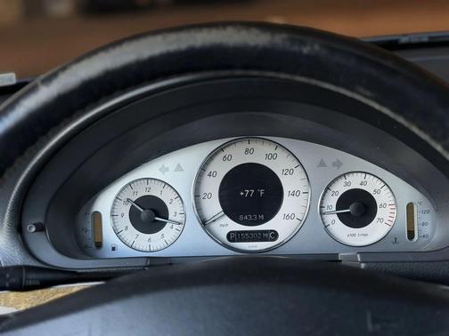 Black 2005 Mercedes-Benz E-Class 5.0L