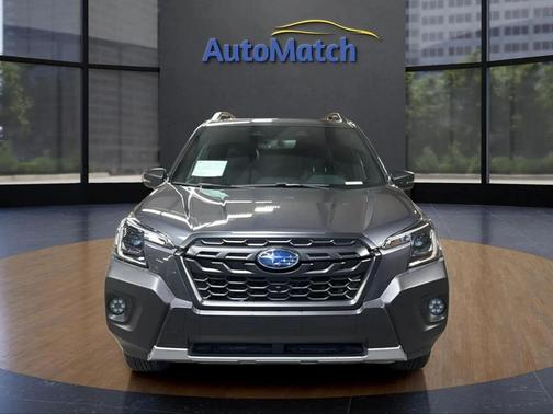 Magnetite Gray Metallic 2024 Subaru Forester Wilderness