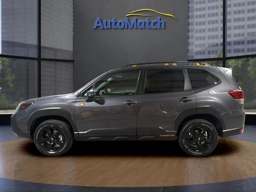 Magnetite Gray Metallic 2024 Subaru Forester Wilderness