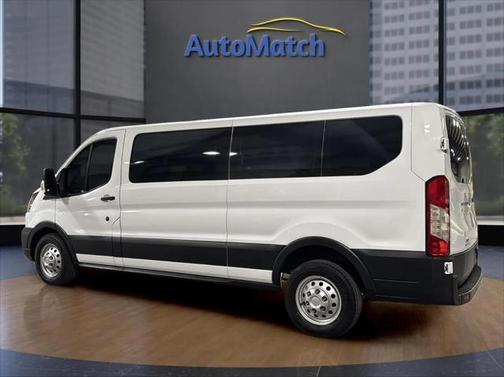 2022 Ford Transit-350 XL