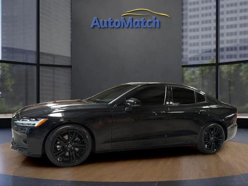 2024 Volvo S60 B5 Plus Black Edition