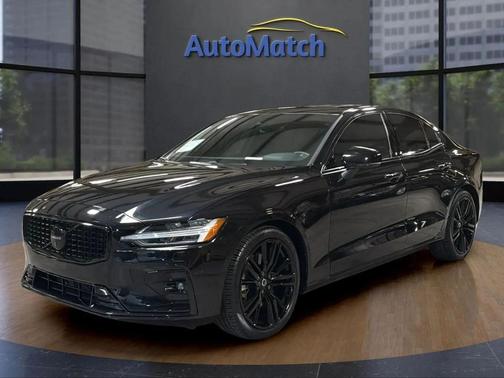2024 Volvo S60 B5 Plus Black Edition
