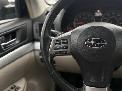 Crystal Black Silica 2014 Subaru Legacy Premium
