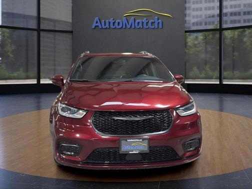 2021 Chrysler Pacifica Touring AWD