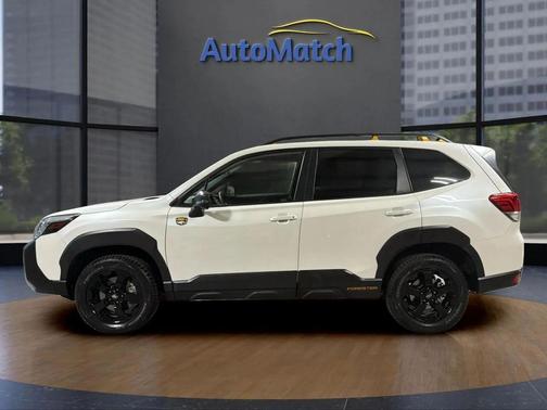 Crystal White Pearl 2024 Subaru Forester Wilderness