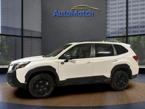 Crystal White Pearl 2024 Subaru Forester Wilderness
