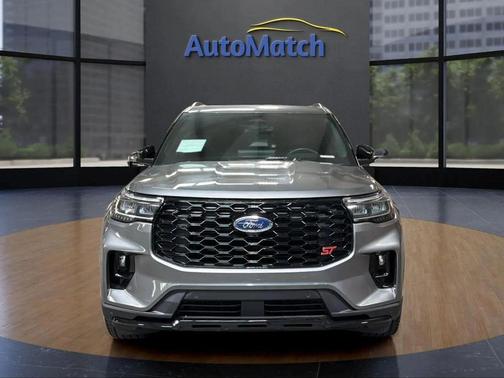 Carbonized Gray Metallic 2025 Ford Explorer ST