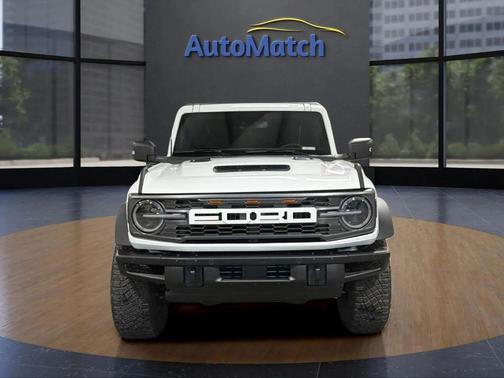 Oxford White 2024 Ford Bronco Wildtrak