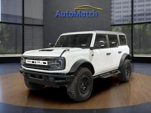 Oxford White 2024 Ford Bronco Wildtrak