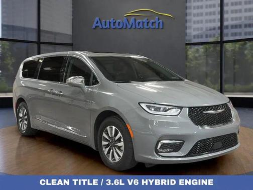Ceramic Gray Clearcoat 2022 Chrysler Pacifica Hybrid Limited
