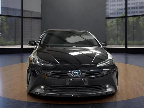 2022 Toyota Prius L