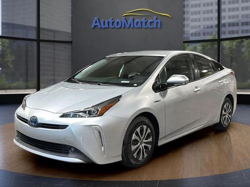 Classic Silver Metallic 2020 Toyota Prius XLE