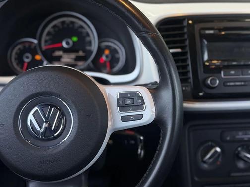 2015 Volkswagen Beetle 1.8T