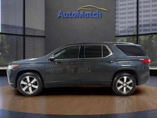 Graphite Metallic 2019 Chevrolet Traverse LT Leather