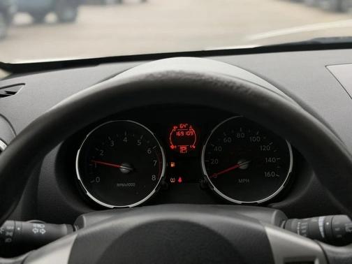 Phantom White 2009 Nissan Rogue SL
