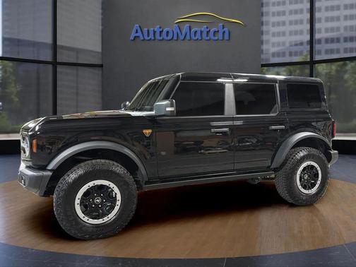 Shadow Black 2025 Ford Bronco Badlands