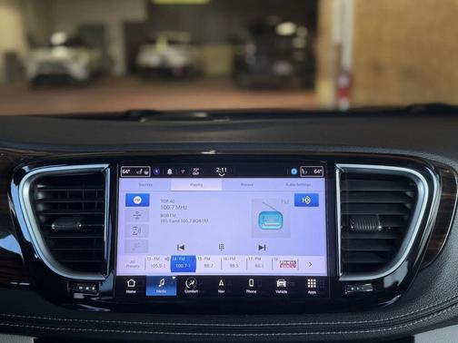 Ceramic Gray Clearcoat 2022 Chrysler Pacifica Hybrid Limited