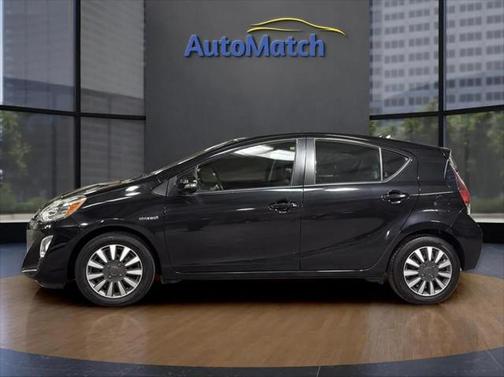 2016 Toyota Prius c Two