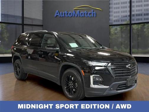 Mosaic Black Metallic 2022 Chevrolet Traverse LS
