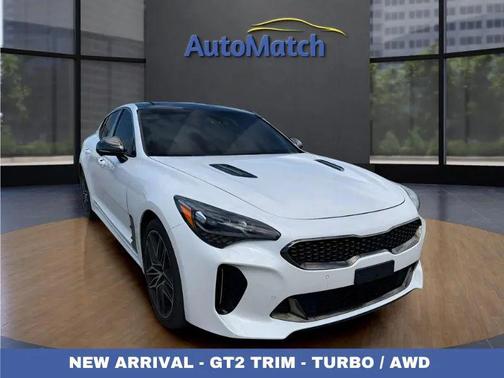 Snow White Pearl 2023 Kia Stinger GT2