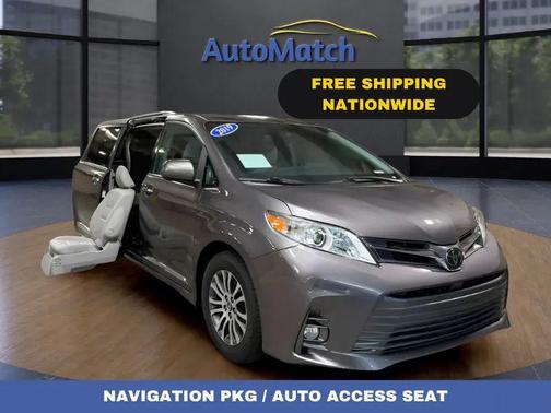 Predawn Gray Mica 2019 Toyota Sienna XLE