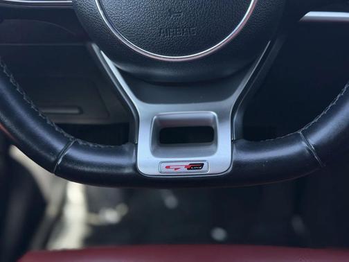 Ebony Black 2022 Kia K5 GT-Line