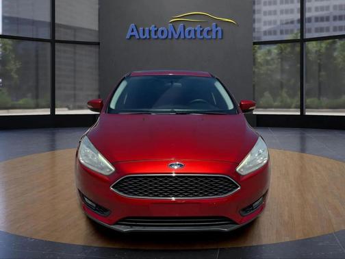 Hot Pepper Red Metallic Tinted Clearcoat 2018 Ford Focus SEL