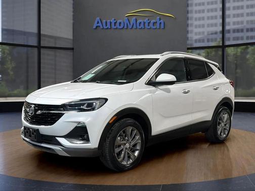 White Frost Tricoat 2023 Buick Encore GX Essence