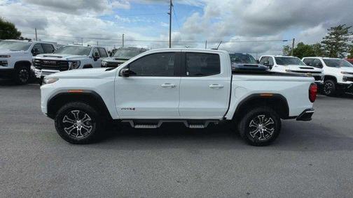2023 GMC Canyon AT4