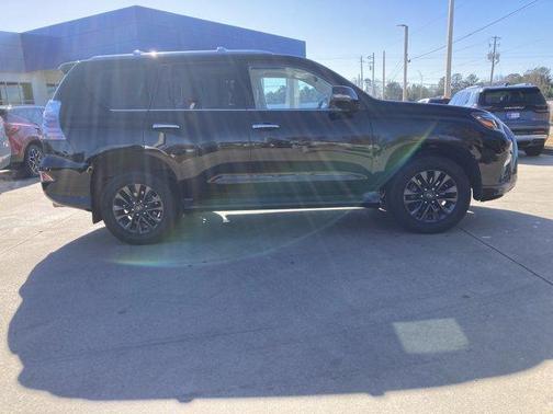 2023 Lexus GX 460 Base