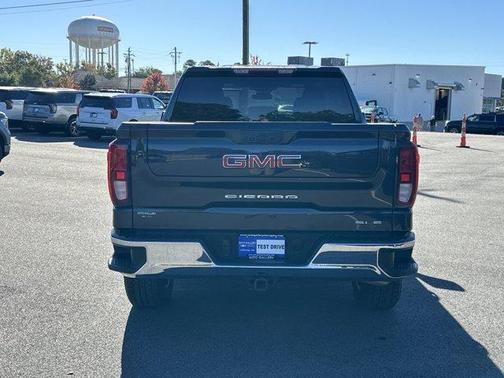 2022 GMC Sierra 1500 SLE