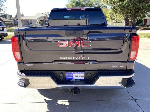 2022 GMC Sierra 1500 SLE