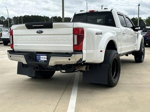 White Metallic 2022 Ford F-450 Lariat
