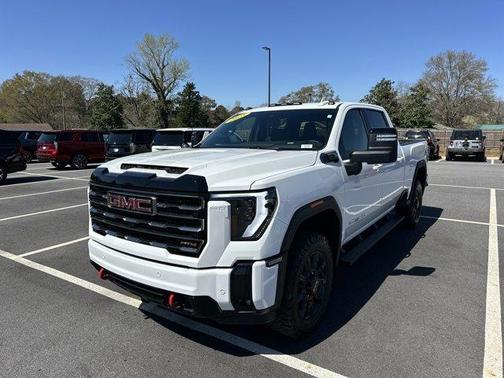 2025 GMC Sierra 2500 AT4