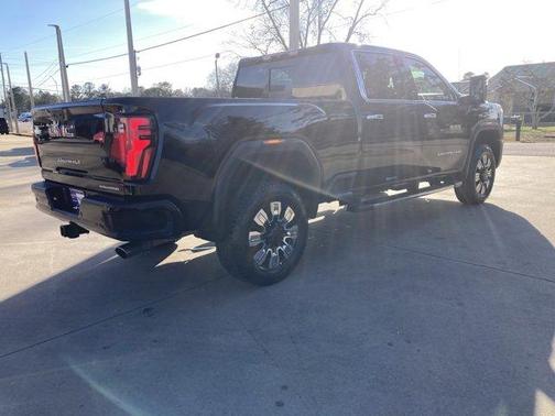 2024 GMC Sierra 2500 Denali