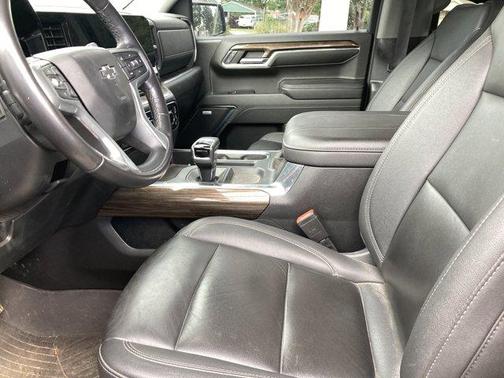 Summit White 2023 Chevrolet Silverado 1500 RST