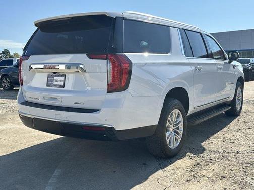 Summit White 2024 GMC Yukon XL SLT