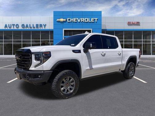 Summit White 2025 GMC Sierra 1500 AT4X