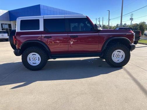 2025 Ford Bronco Heritage Edition