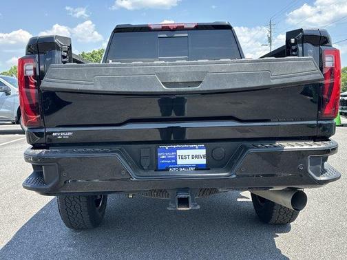 Onyx Black 2025 GMC Sierra 2500 Denali Ultimate