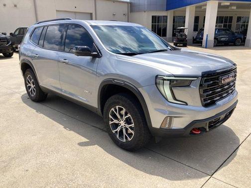 2024 GMC Acadia AT4