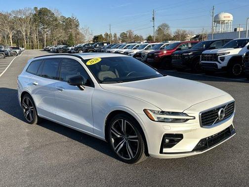 2020 Volvo V60 T5 R-Design