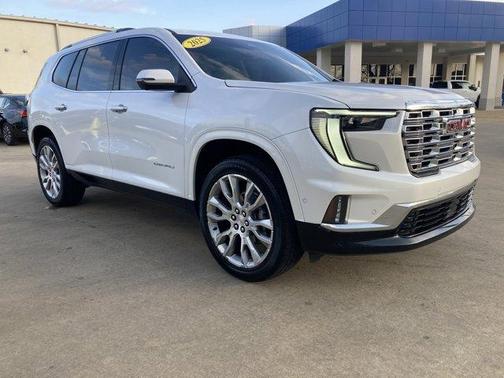 2025 GMC Acadia Denali