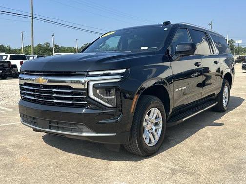 Black 2025 Chevrolet Suburban LT