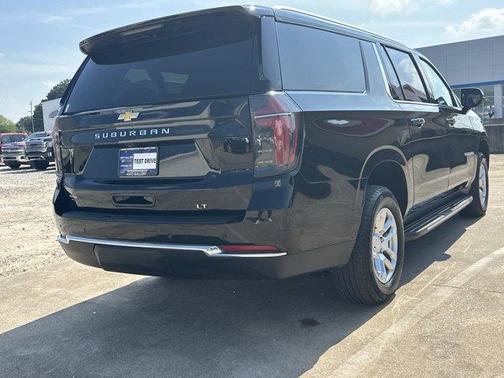 Black 2025 Chevrolet Suburban LT